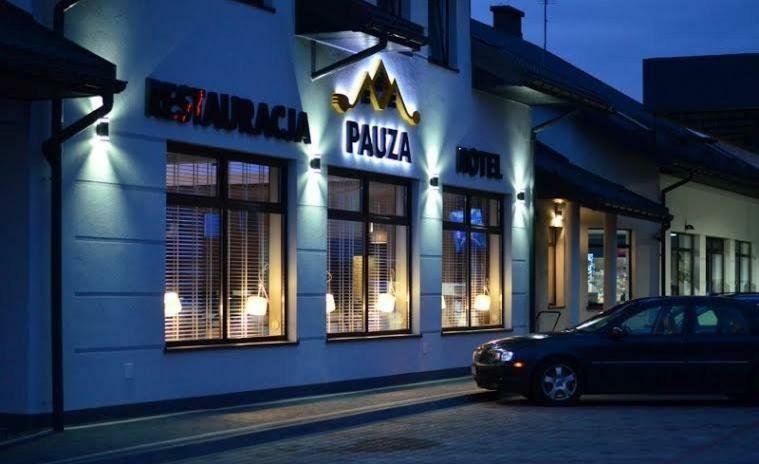 Hotel Pauza Radzyn Podlaski Exterior foto